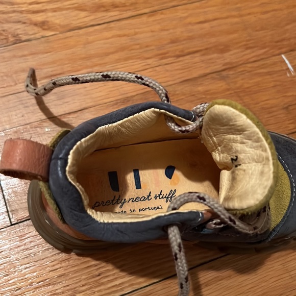 Dulis colorblock sneaks! - Picture 4 of 6